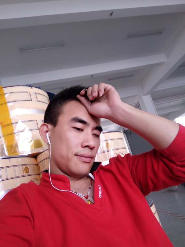 寻唯一的第三张照片--石狮相亲网
