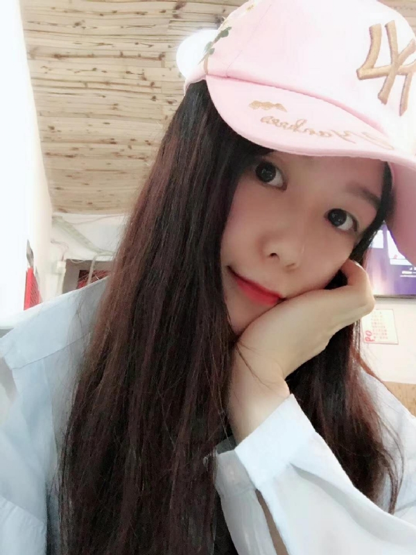 丹丹的第一张照片--石狮相亲网