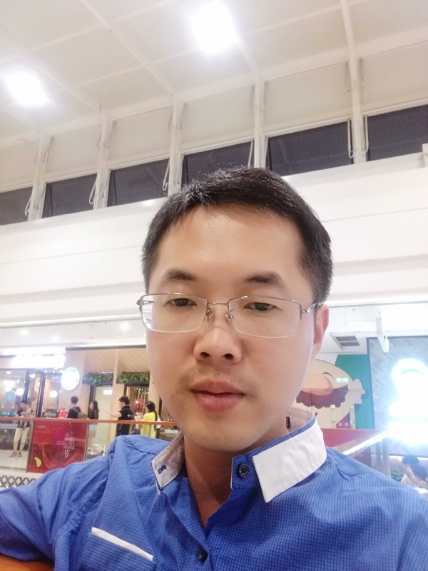 孤独小舟的第一张照片--石狮相亲网