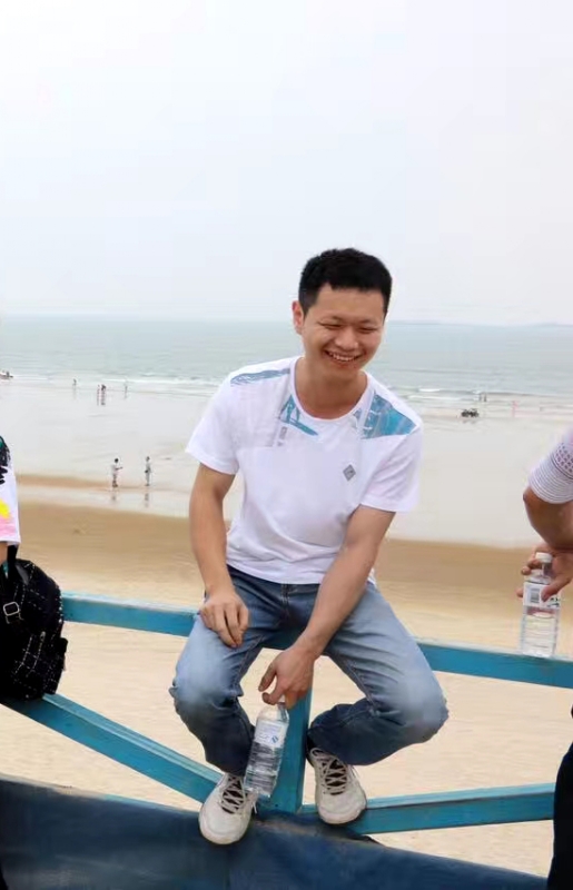 A乐米的第一张照片--石狮相亲网