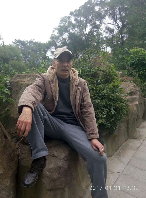 热腾腾的第一张照片--石狮相亲网
