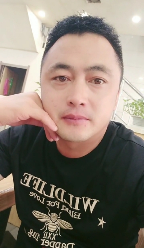 廖艾德的第一张照片--石狮相亲网