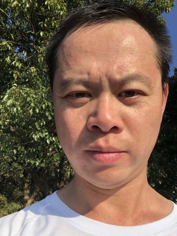 猩猩巨呃的第四张照片--石狮相亲网