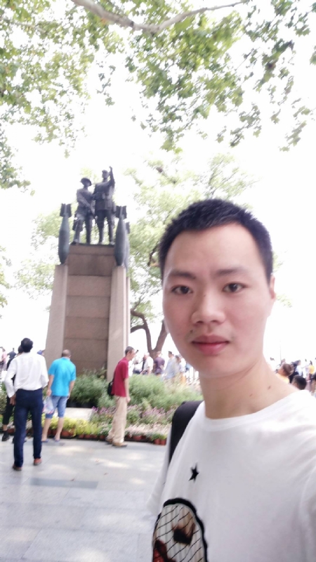 志东的第三张照片--石狮相亲网