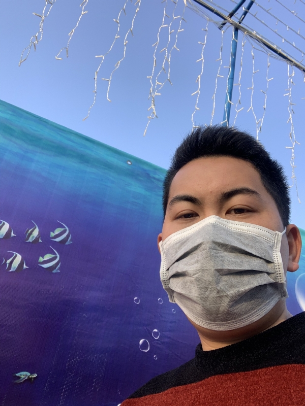 足矣的第一张照片--石狮相亲网