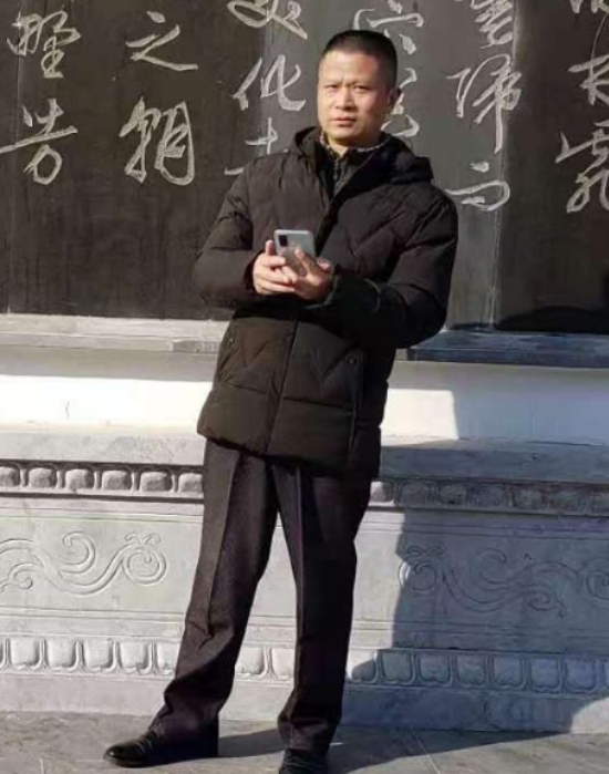 无云的第二张照片--石狮相亲网