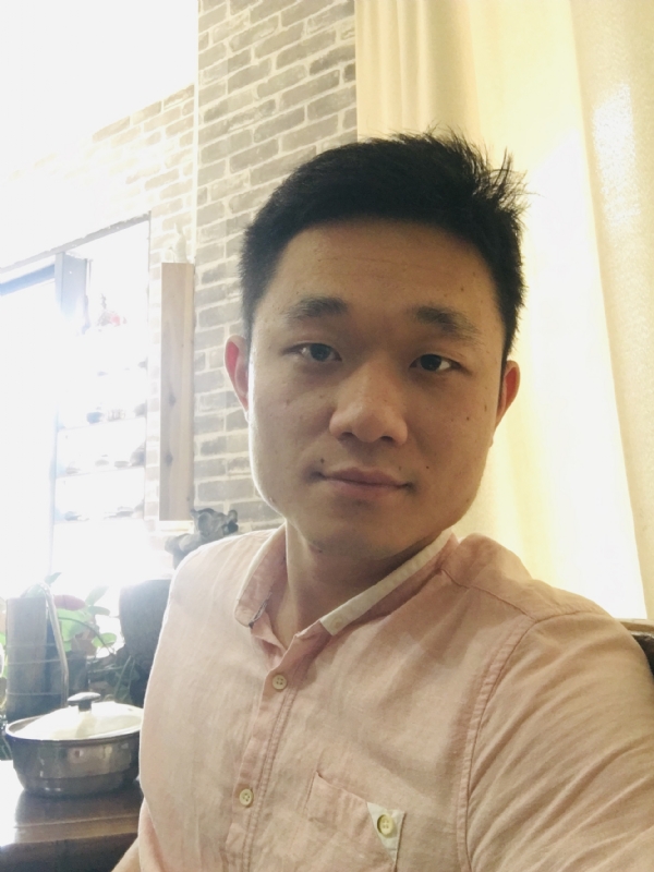 落落大方的第二张照片--石狮相亲网
