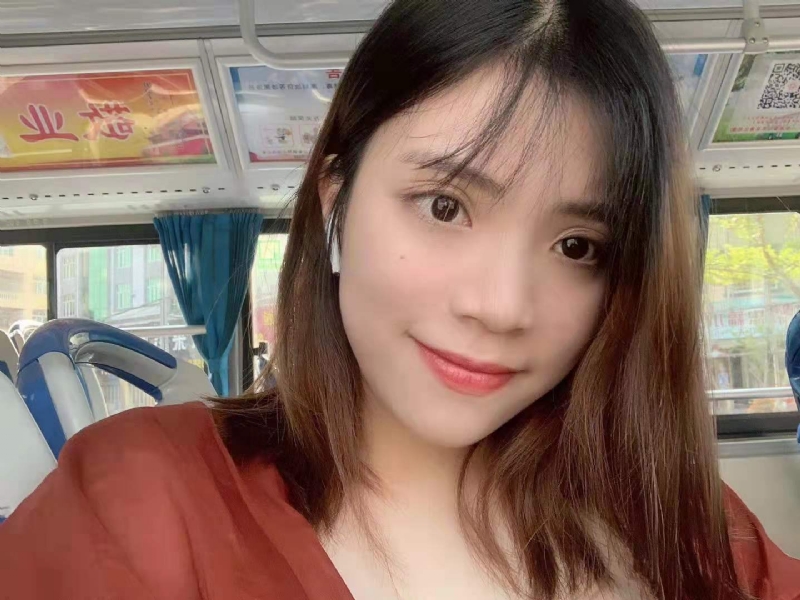 小眼睛的第一张照片--石狮相亲网
