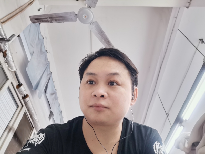 记忆抹尘埃的第一张照片--石狮相亲网