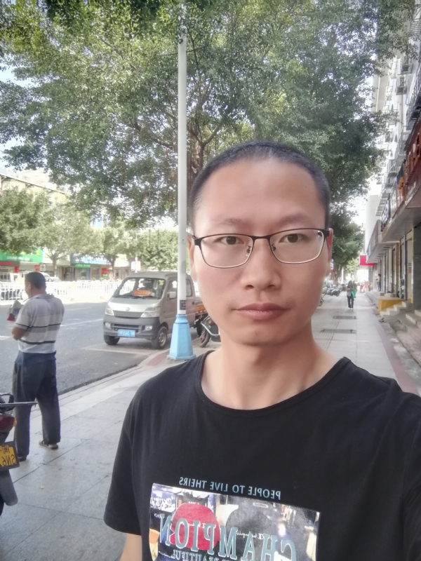 老虎的第一张照片--石狮相亲网