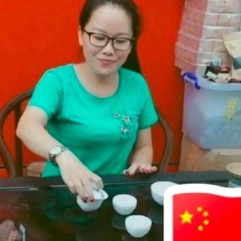 妖娆的第一张照片--石狮相亲网
