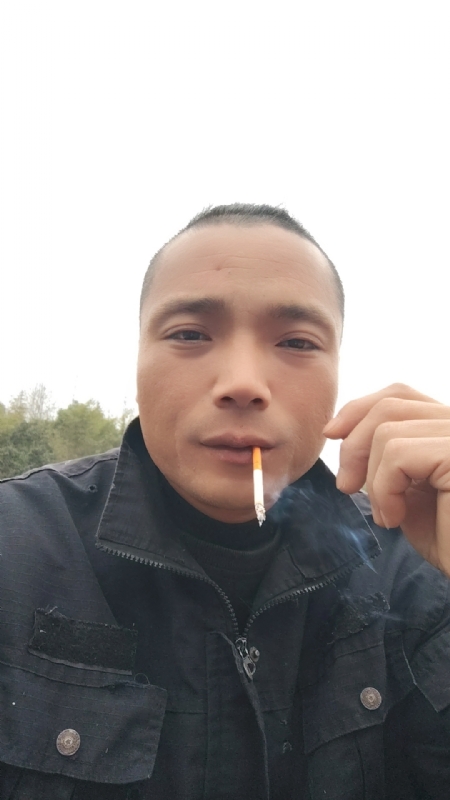伯爵的第一张照片--石狮相亲网