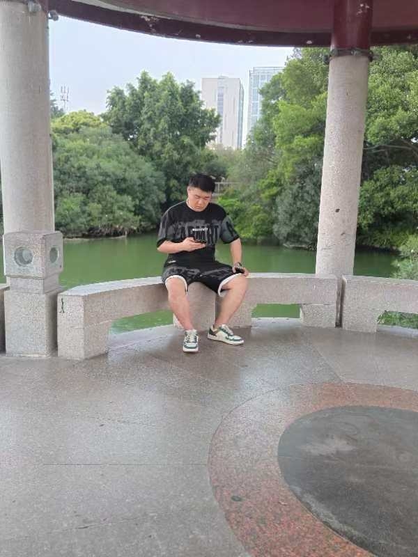 不善挽留的第二张照片--石狮相亲网