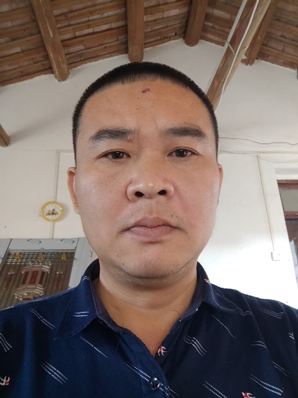 破碎的第一张照片--石狮相亲网