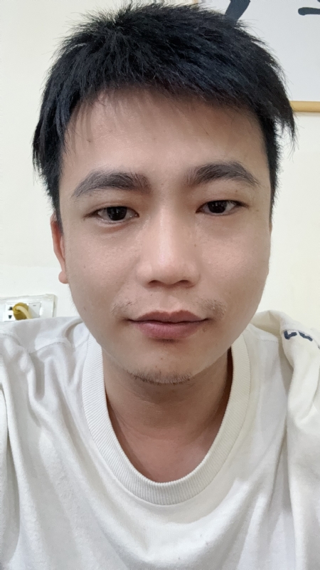 清风的第一张照片--石狮相亲网